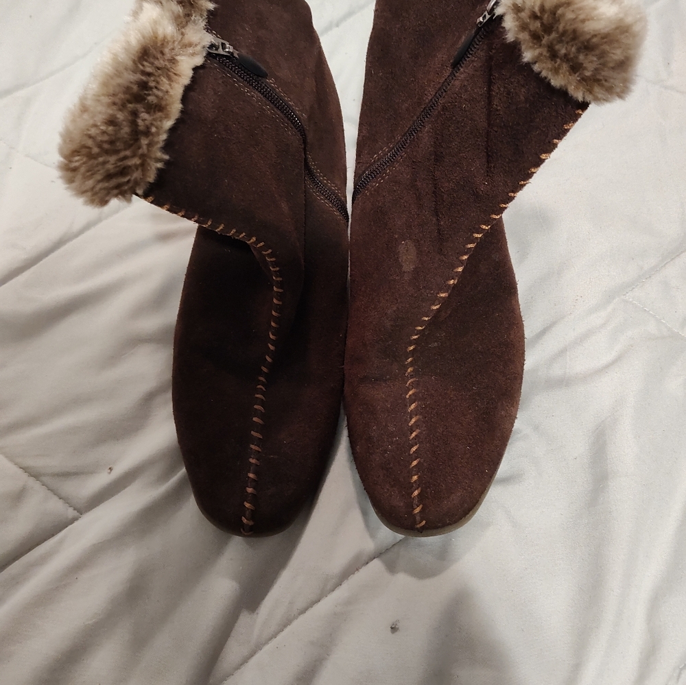 Women's Brown Sporto Boots Size 9.5